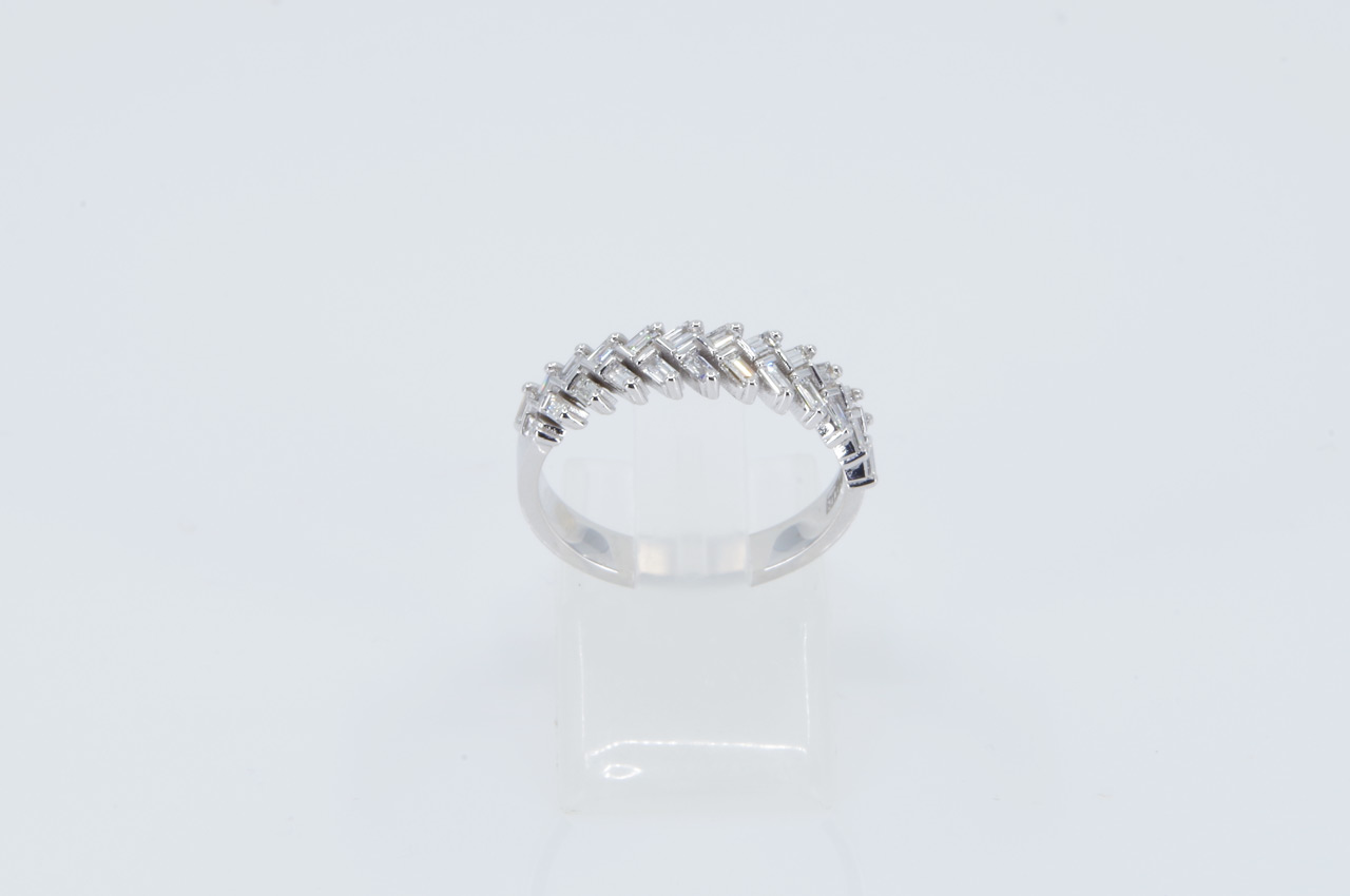 14k White Gold Diamond Fashion Band Thumbnail