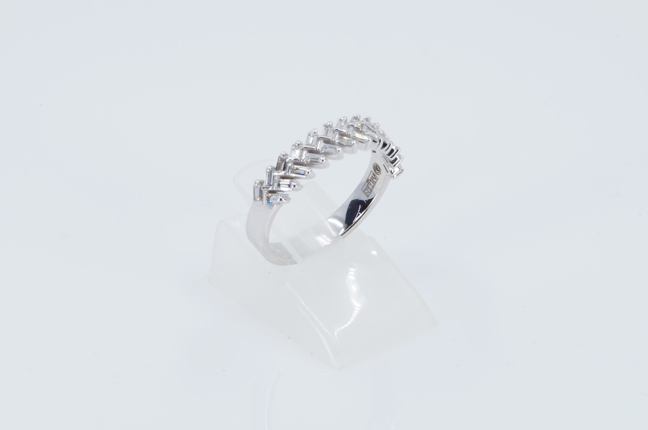 14k White Gold Diamond Fashion Band Side