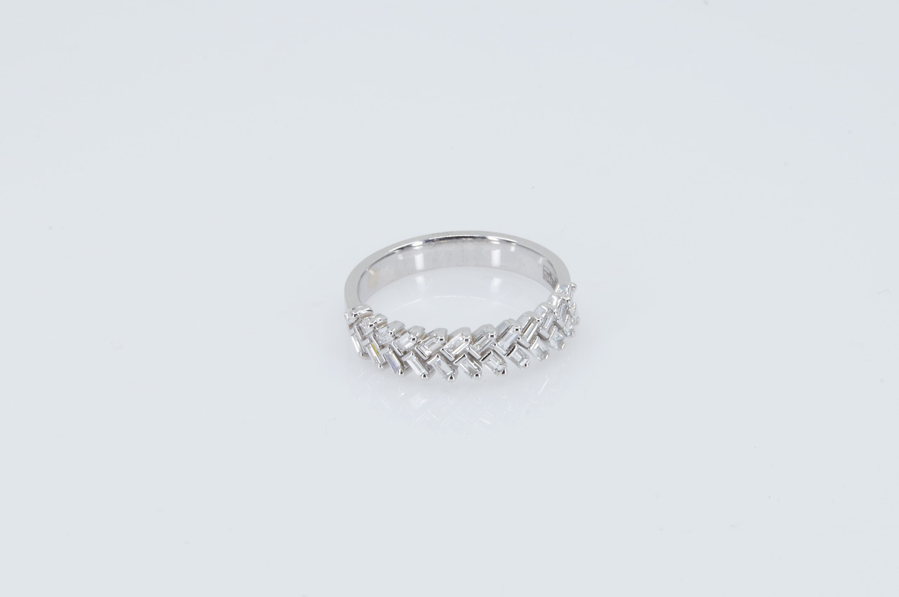 14k White Gold Diamond Fashion Band Flat