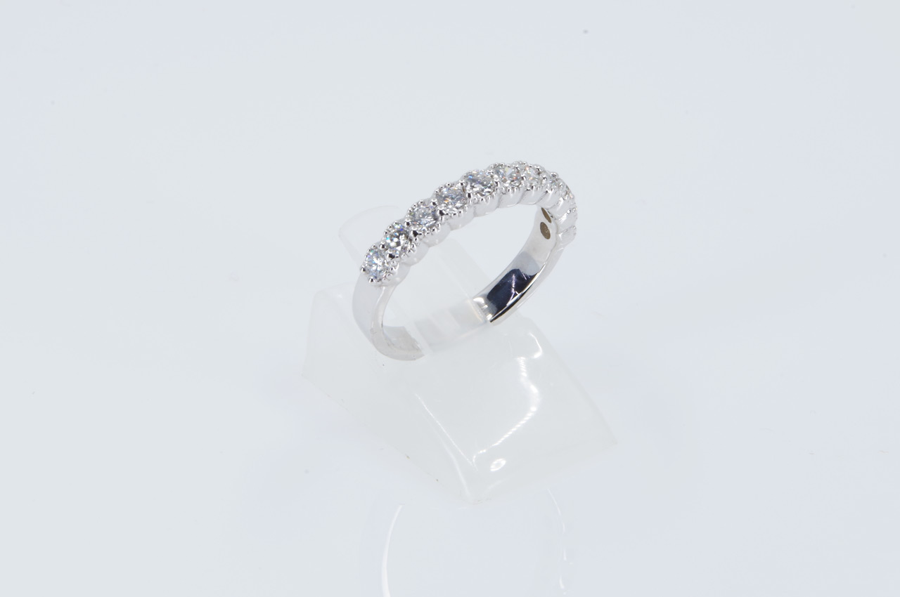 14k White Gold Diamond Anniversary Band Side