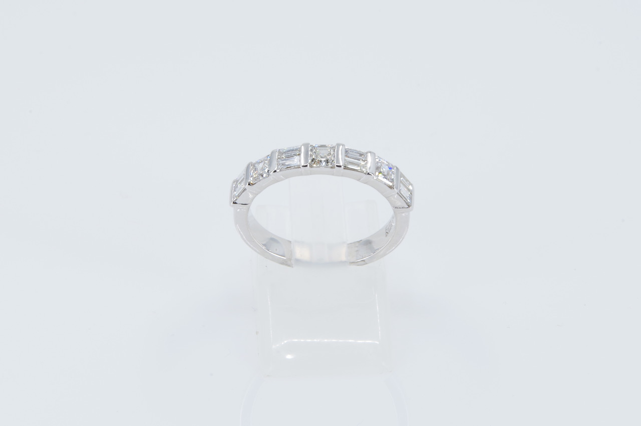 14k White Gold Diamond Fashion Anniversary Band Thumbnail