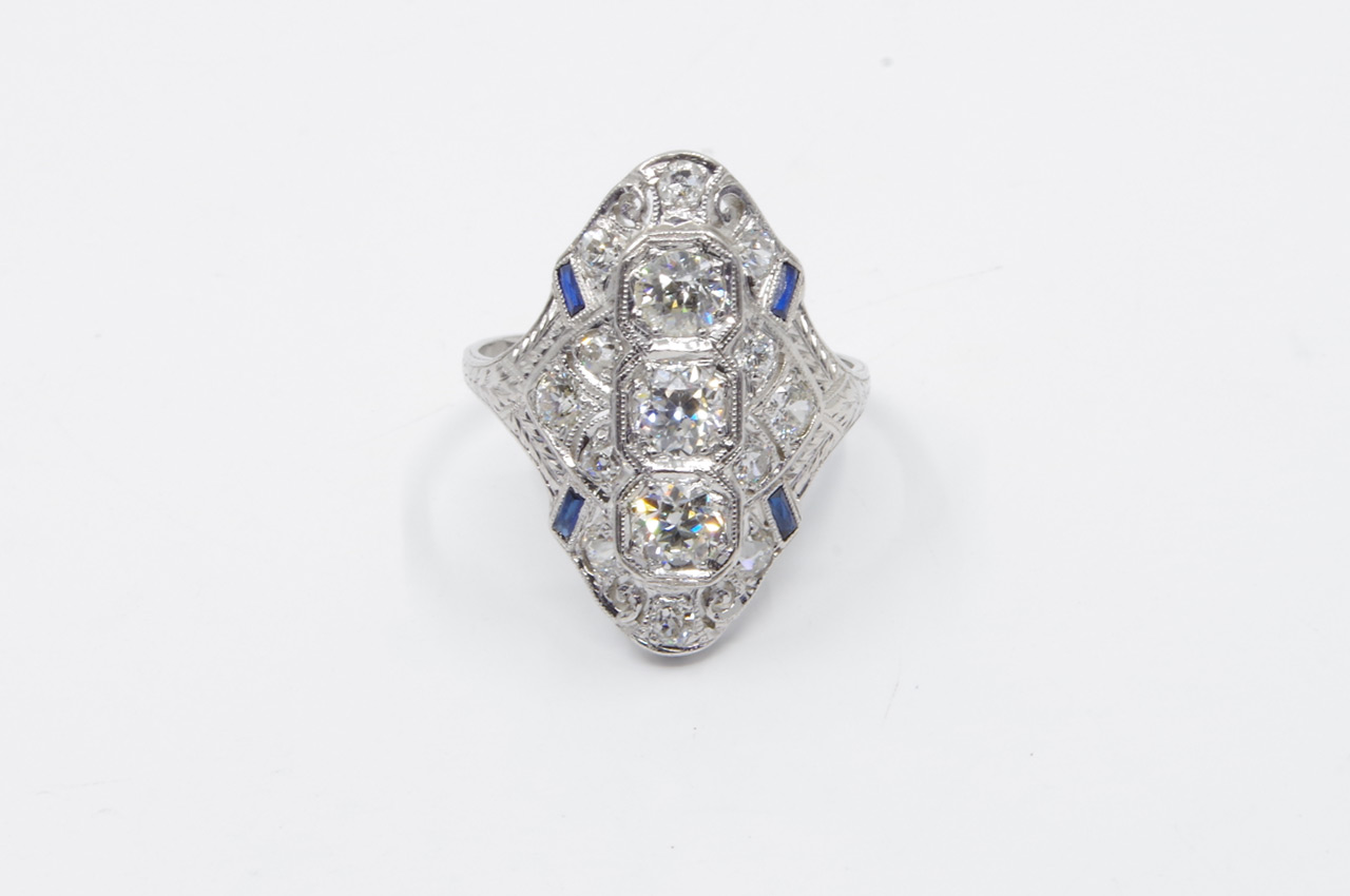 Estate Vintage Platinum Diamond Ring Flat
