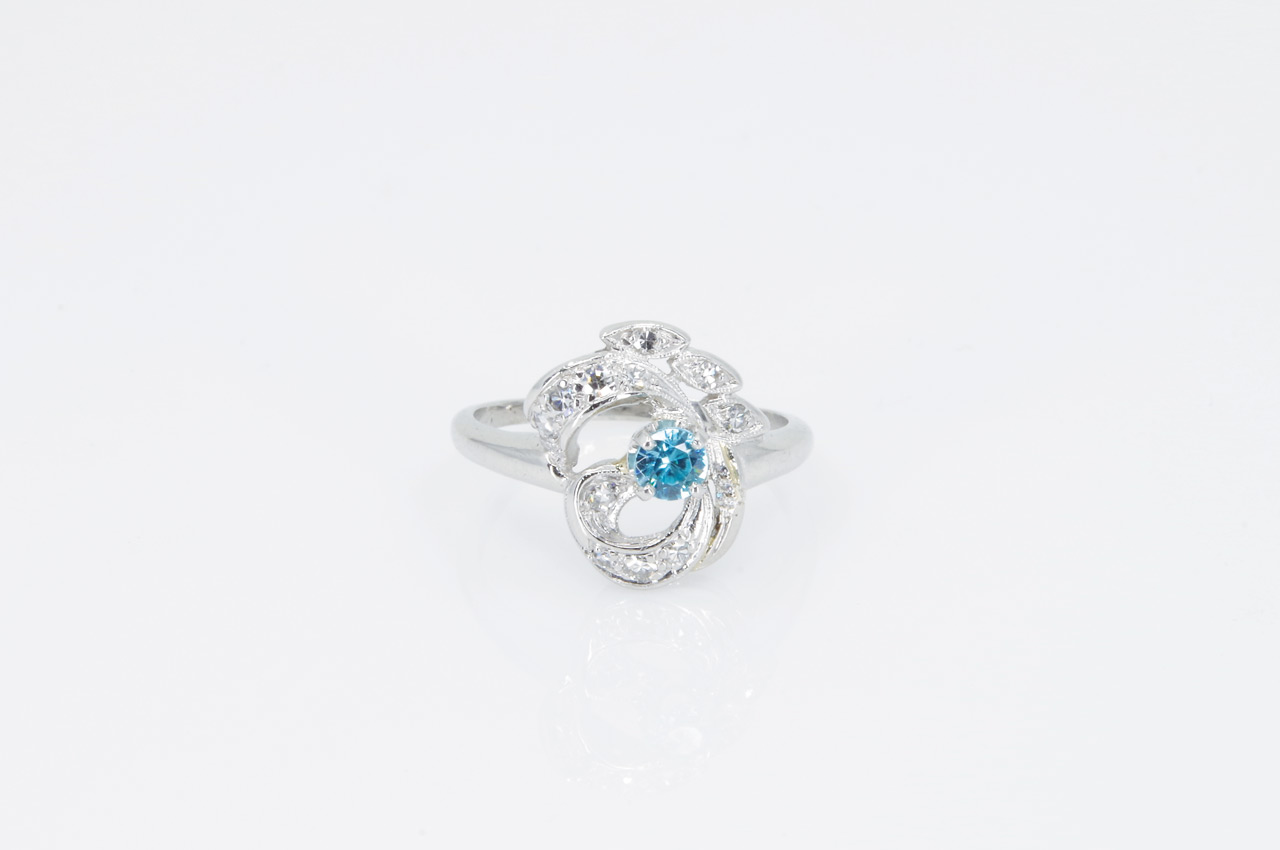 Estate Platinum Vintage Blue Zircon Ring Flat