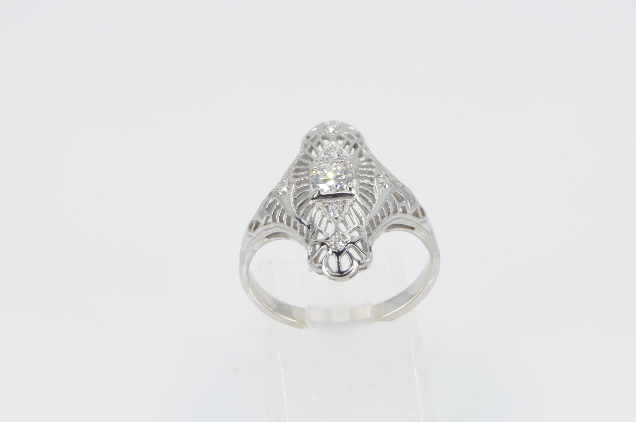 Estate 14k White Gold Vintage Diamond Filigree Ring Thumbnail