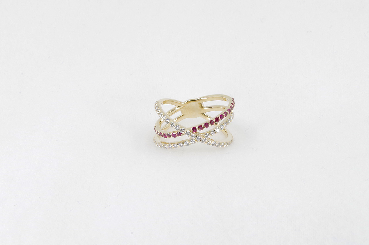 14k Yellow Gold Ruby & Diamond Cross Over Ring Flat